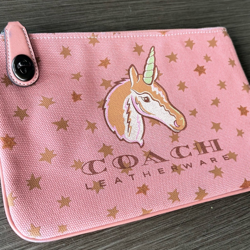 Coach 2017 Uni Turnlock Pouch 26 (Pink/Unicorn/Stars) - Picture 3 of 11